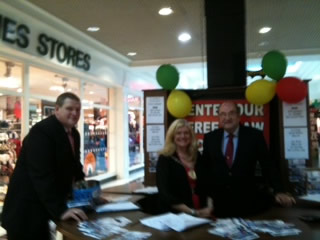 Brendan Flaherty, Managing Director, Flaherty Fuel Oils, Sinead Dooley, Chairperson Tullamore Town Council and John Cusack, Manager, Bridge Centre Shopping Centre